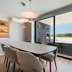 Guestready - A Charming Place In A Private Lägenhet *
